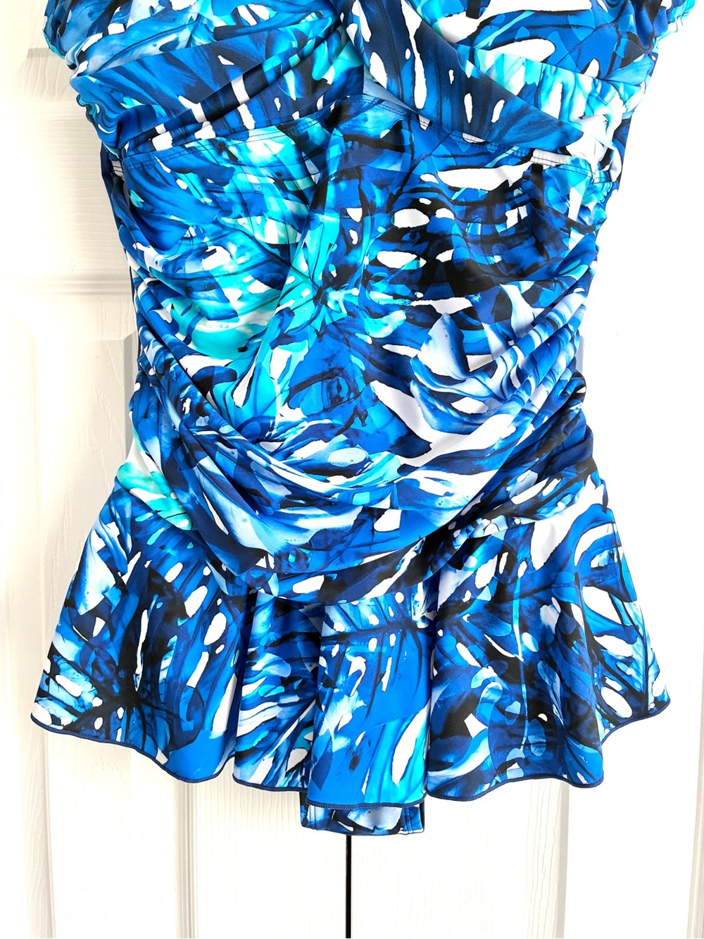 Ceeb Swim Dress 14 Blue Tropical One Piece Swimsuit Ruched Tummy Control Coastal - Picture 5 of 14